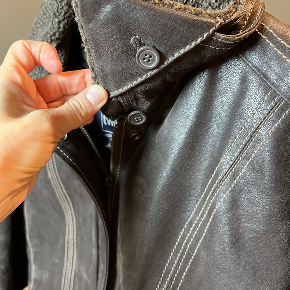 Twik 100% Genuine Leather Jacket - Removable Sherpa Collar - Vintage Style - Picture 7 of 13